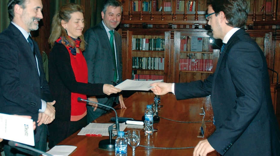 Formaci&oacute;n log&iacute;stica: De perfil