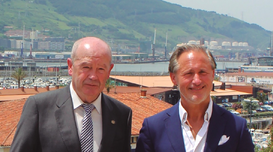 Barkala recibe el reconocimiento del sector tras siete años como presidente del Puerto de Bilbao