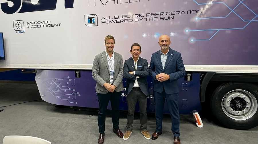 La entrega se produjo en la primera jornada de Solutrans.