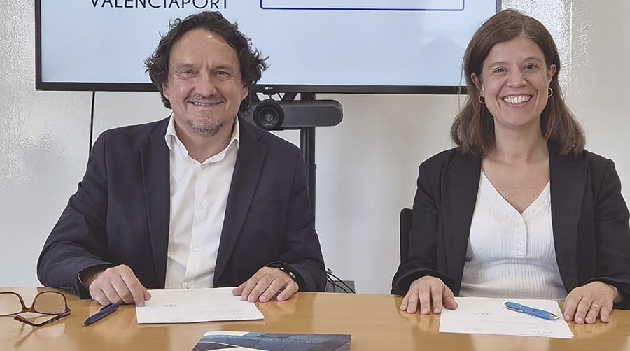 Antonio Torregrosa, director general de la Fundación Valenciaport y Lucía Amorós, coordinadora de MELYT en la Comunidad Valenciana.