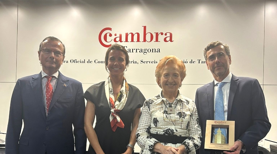 La entrega del galardón tuvo lugar el miércoles 15 de octubre en la sede de la Cambra de Comerç de Tarragona.