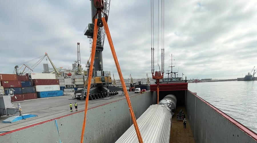 La terminal de Euroports, ubicada en el Moll de Castella del Port de Tarragona, ha culminado con éxito una nueva operativa de gran complejidad logística.