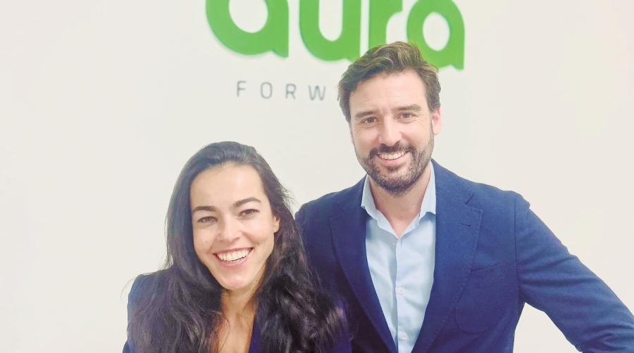 Sara Mingoranz y Jorge Guijosa, Sales Managers de Aura Forwarding.
