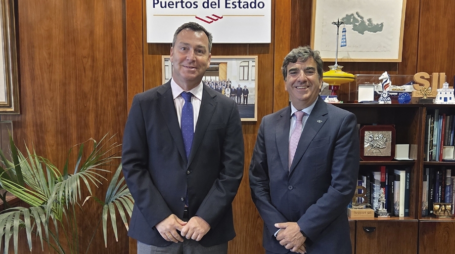 Gustavo Santana, presidente de Puertos del Estado y Martín Fernández Prado, presidente de la Autoridad Portuaria de A Coruña.