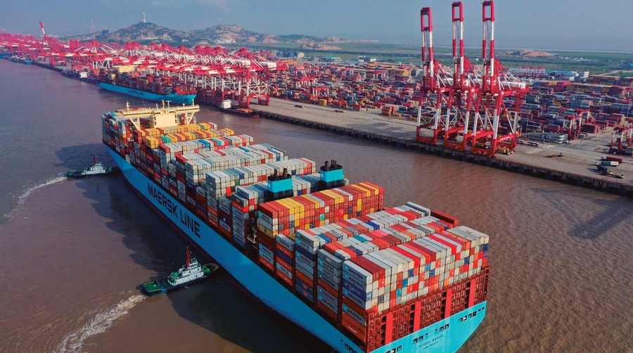 Los puertos chinos gestionaron unos 350 millones de TEUs en 2025, confirmando su liderazgo mundial.