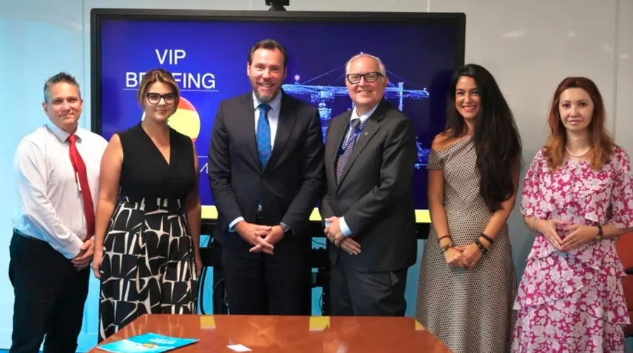 Puente estrecha la colaboración portuaria entre España y Miami en conectividad
