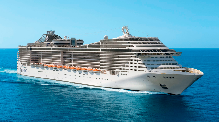 “MSC Fantasía”.
