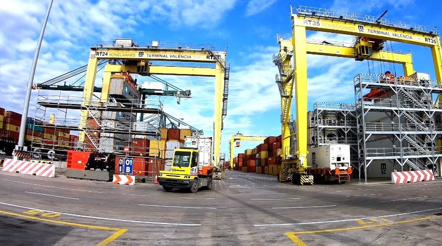 Durante los primeros siete meses del año se han alcanzado los 3,26 millones de TEUs movidos.
