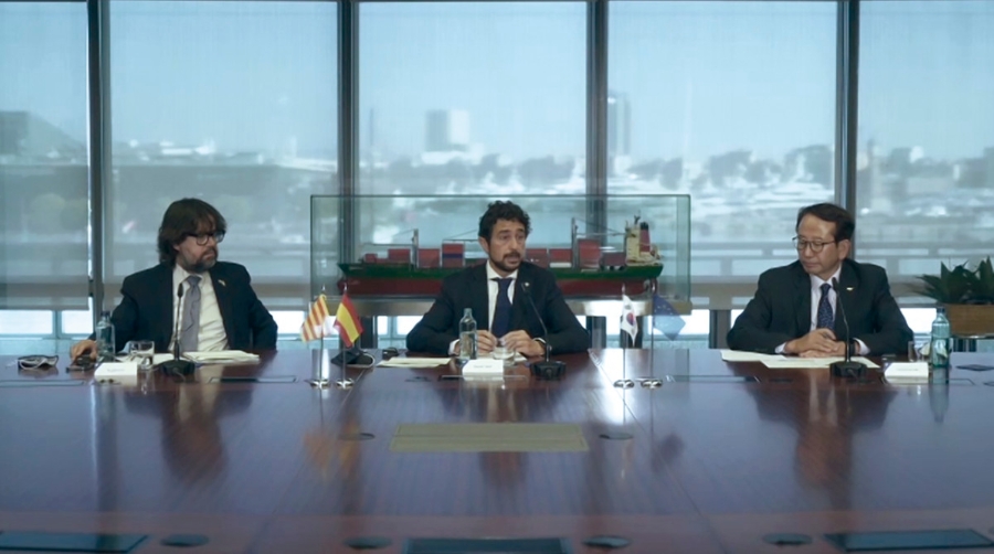 Calvet define al Port de Barcelona como "pieza imprescindible"&nbsp;en los intercambios con Corea