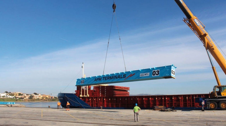 APM Terminals Algeciras recibe seis nuevas gr&uacute;as de patio