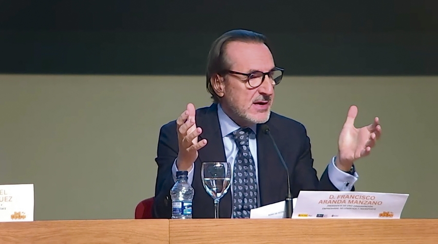 Francisco Aranda, presidente de UNO, durante su intervención en Badajoz.