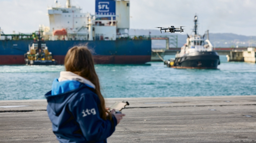 Puertos del Estado prepara una guía sobre el uso de drones en puertos