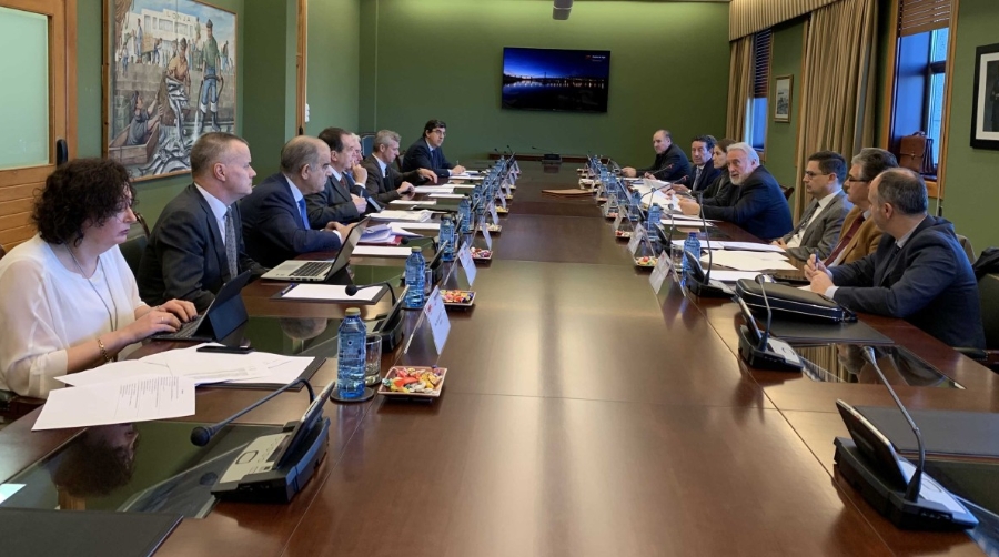 El tr&aacute;fico de mercanc&iacute;as en el Puerto de Vigo sum&oacute; 280.078 toneladas en enero y descendi&oacute; un 10,29%