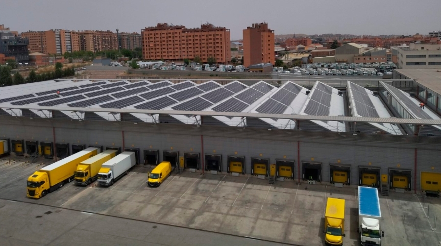 Su mayor plataforma logística, el CTA de Madrid, ya genera más del 21% de su energía mediante autoconsumo fotovoltaico.
