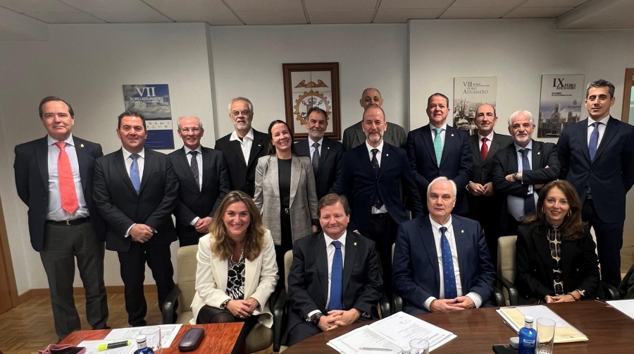 Miembros del Consejo General de Agentes de Aduanas.