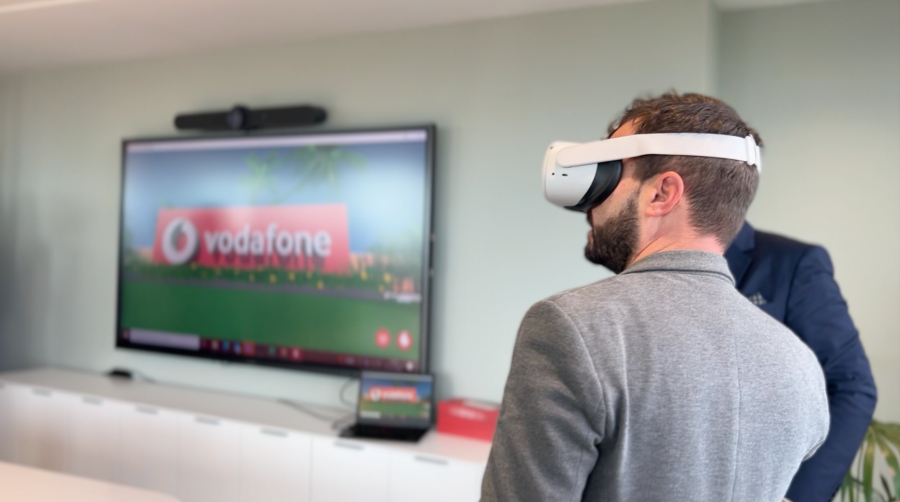 Vodafone presenta dos soluciones de realidad virtual y analítica para el cliente