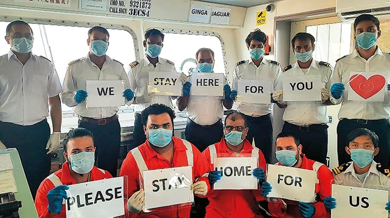 Las duras condiciones de trabajo de los tripulantes se est&aacute;n viendo acrecentadas con la crisis. Foto: Synergy Marine Group.