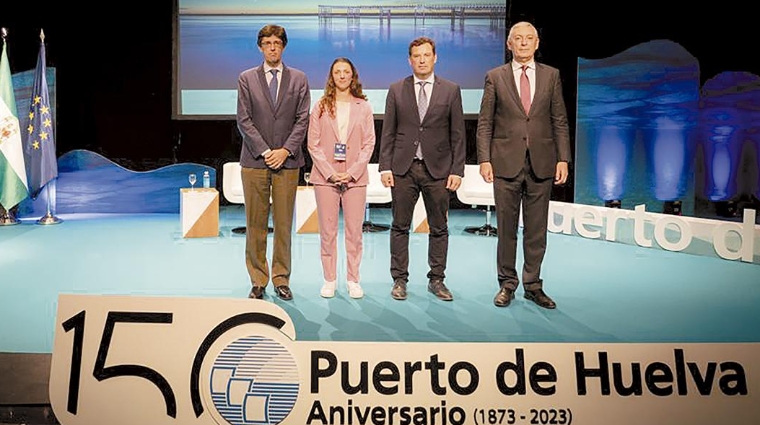 Durante dos días, el Puerto de Huelva se convierte en el epicentro de un diálogo fundamental en el campo del medio ambiente y la industria portuaria.