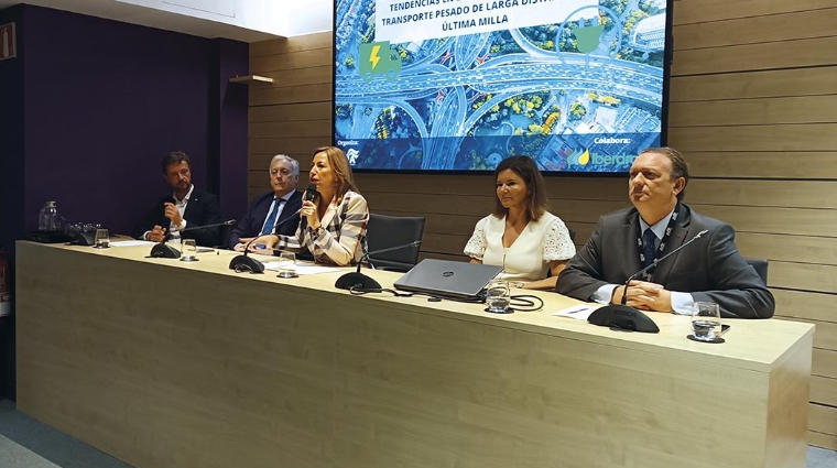 Durante la jornada se han debatido las diferentes soluciones existentes para la reducción de las emisiones del sector.