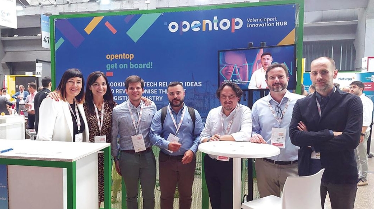 Rerepsentantes de la Fundación Valenciaport y Opentop durante la celebración la pasada semana de la South Summit, que tuvo lugar en Madrid.