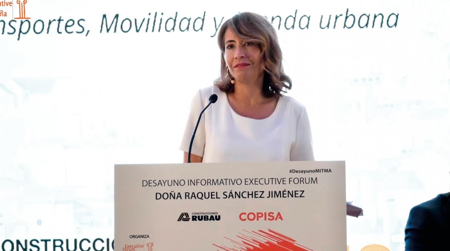 Raquel Sánchez, ministra de Transportes, esta mañana durante su intervención en el desayuno informativo.