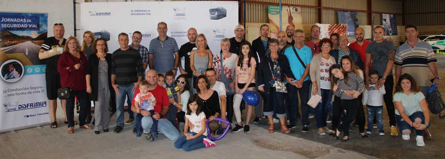 Disfrimur re&uacute;ne a su plantilla y sus familiares en las jornadas de seguridad vial