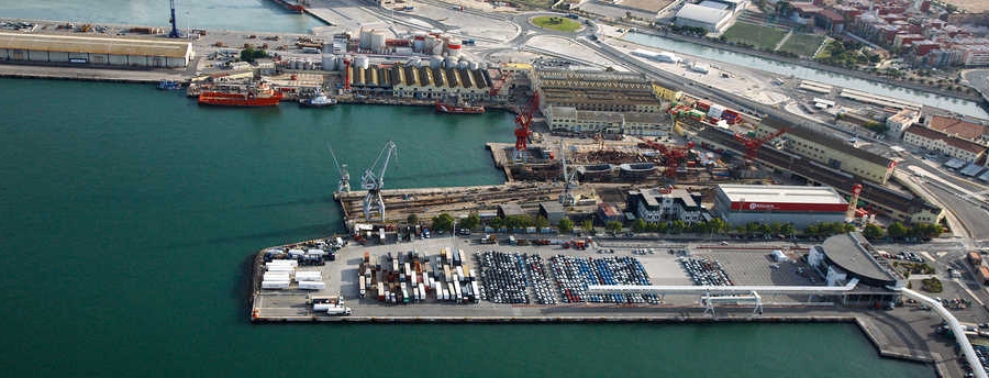 Instalaciones de UNV en el Puerto de Valencia. Foto DP.