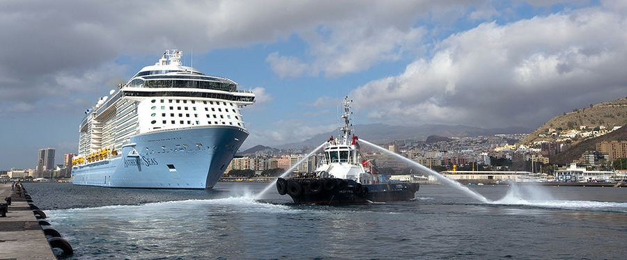 El &quot;Anthem of the Seas&quot; se estrena en Tenerife