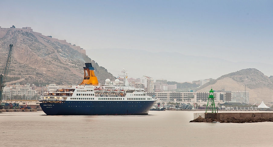5.259 personas arriban al Puerto de Alicante a bordo de tres cruceros