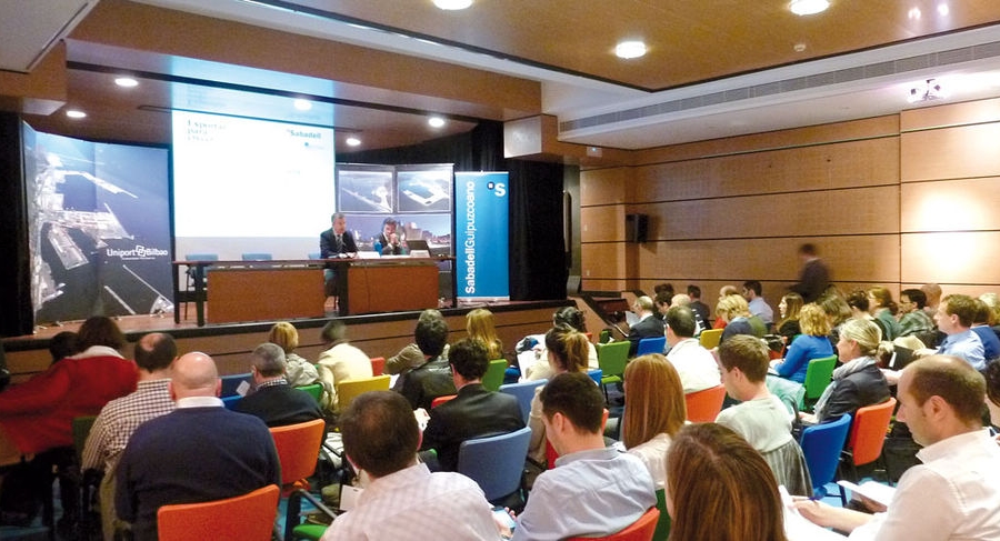 UniportBilbao organiza la primera jornada de formaci&oacute;n operativa dirigida a su comunidad portuaria