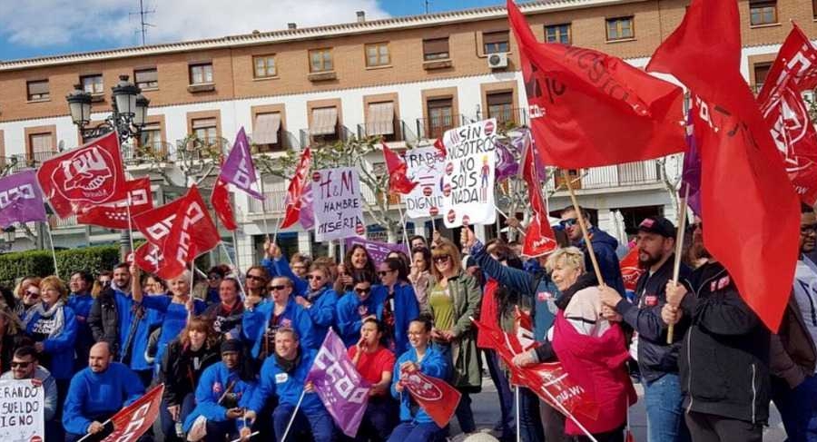 La plantilla del centro log&iacute;stico H&amp;M Torrej&oacute;n exige condiciones laborales acordes al convenio