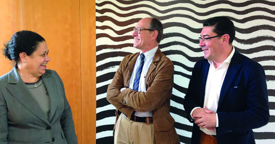 El PSOE de Huelva promete que &quot;mirar&aacute; al Puerto&quot; para impulsar su actividad