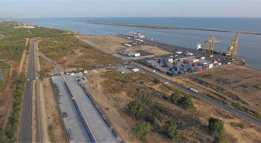 La Plataforma Intermodal de Huelva pretende convertirse en un puerto de referencia Sur-Atl&aacute;ntico Europeo.