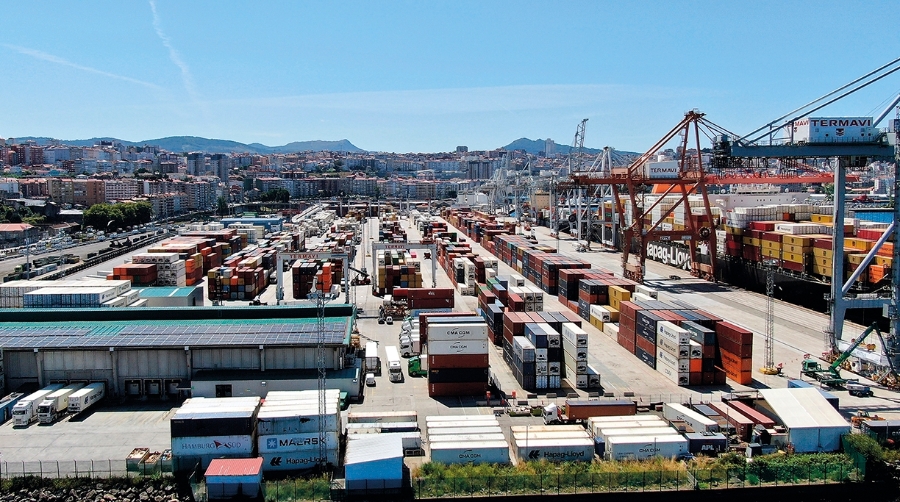 El tráfico de frutas del Puerto de Vigo crece un 37% entre enero y agosto