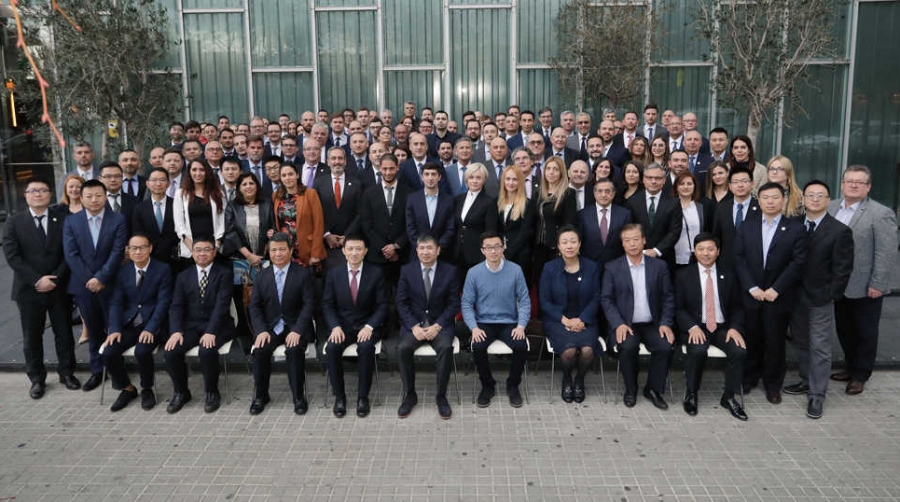 COSCO Shipping dise&ntilde;a en Barcelona su estrategia para Europa