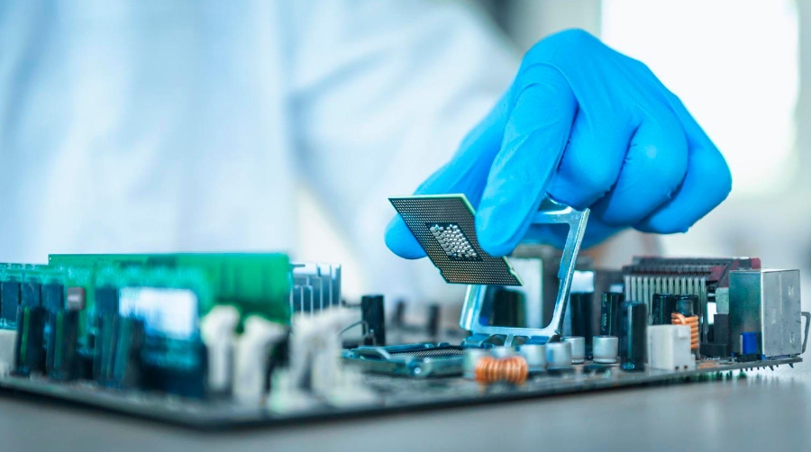 El estándar de calidad “SemiconChain” garantiza la estandarización de procesos, la mejora continua y la excelencia en el servicio.