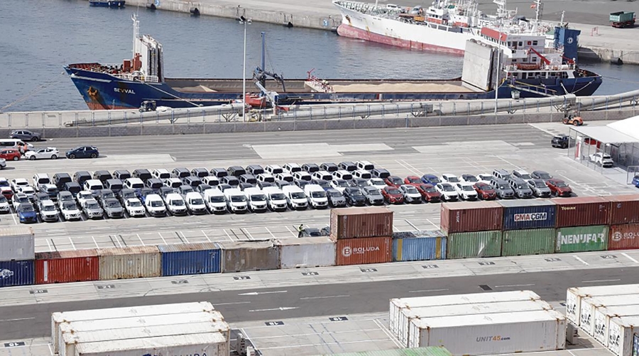 Boluda y Car Canarias se alían para optimizar la importación y gestión de vehículos en las islas