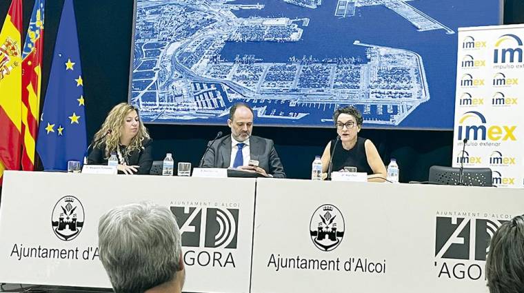 IMEX y la Cámara de Comercio de Alcoi han invitado a Mar Chao, presidenta de Valenciaport, a exponer su visión sobre el comercio internacional.