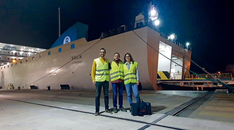 La Fundaci&oacute;n Valenciaport realiza la medici&oacute;n de emisiones de dos buques de Bale&agrave;ria