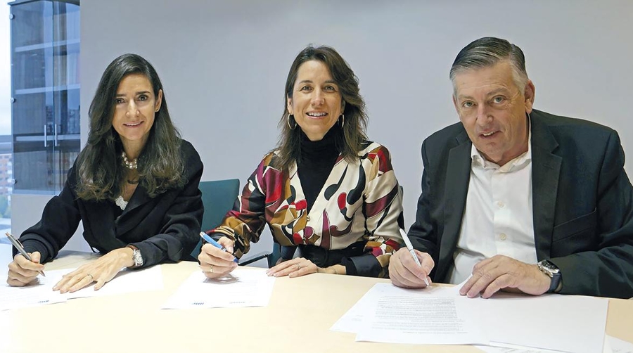 Ambas entidades trabajarán conjuntamente en el desarrollo y contenidos del nuevo curso “Nuevos combustibles como vector para la descarbonización del sector marítimo”.