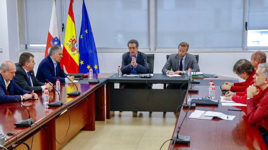 Cantabria acuerda formar un frente com&uacute;n para defender su integraci&oacute;n en el Corredor Atl&aacute;ntico