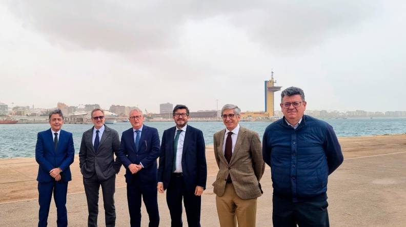 Rodríguez Dapena y Caicedo abordan la accesibilidad terrestre a los puertos de Almería y Carboneras