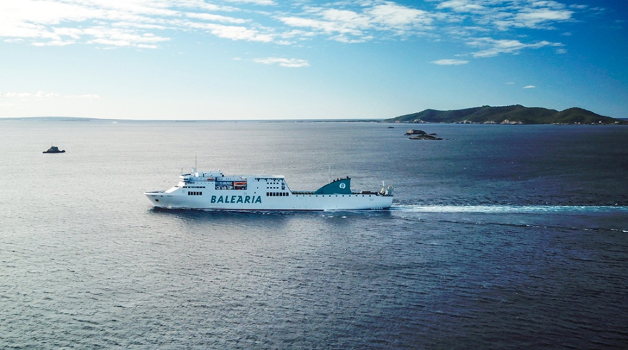 El &quot;Sicilia&quot; operar&aacute; la ruta Barcelona-Ibiza de Bale&agrave;ria tras su remotorizaci&oacute;n a GNL