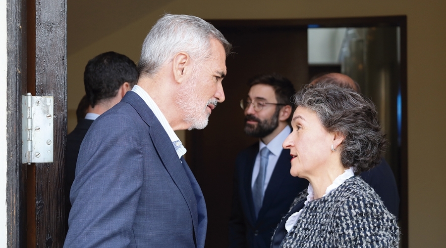 Baleària aspira a operar su terminal en el Puerto de Valencia en 2030