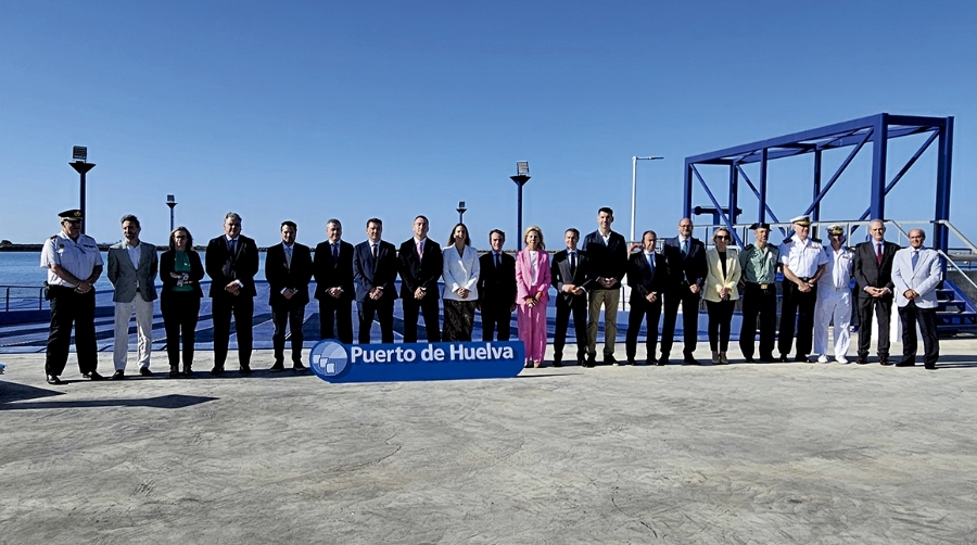 La doble rampa ro-ro se ha inaugurado hoy.