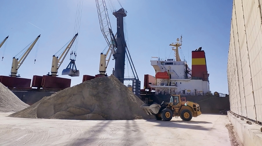 Los graneles sólidos han liderado los crecimientos en el mes de diciembre.