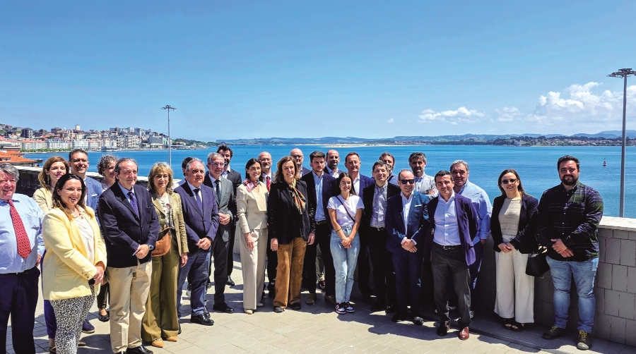 Las empresas de Palencia se interesan por el Puerto de Santander como hub logístico